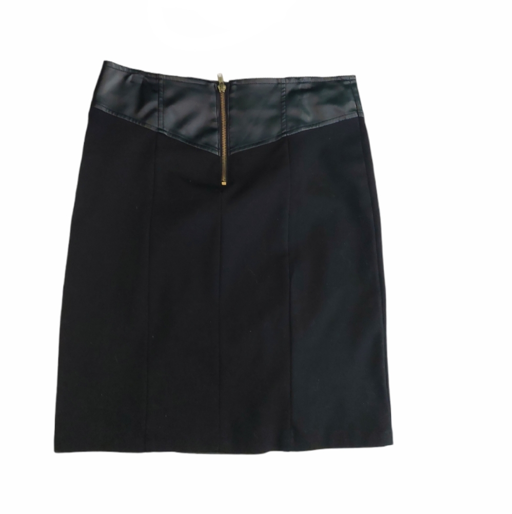 ๐2 for $30๐ Forever 21 Leather Pencil Skirt - Picture 2 of 3